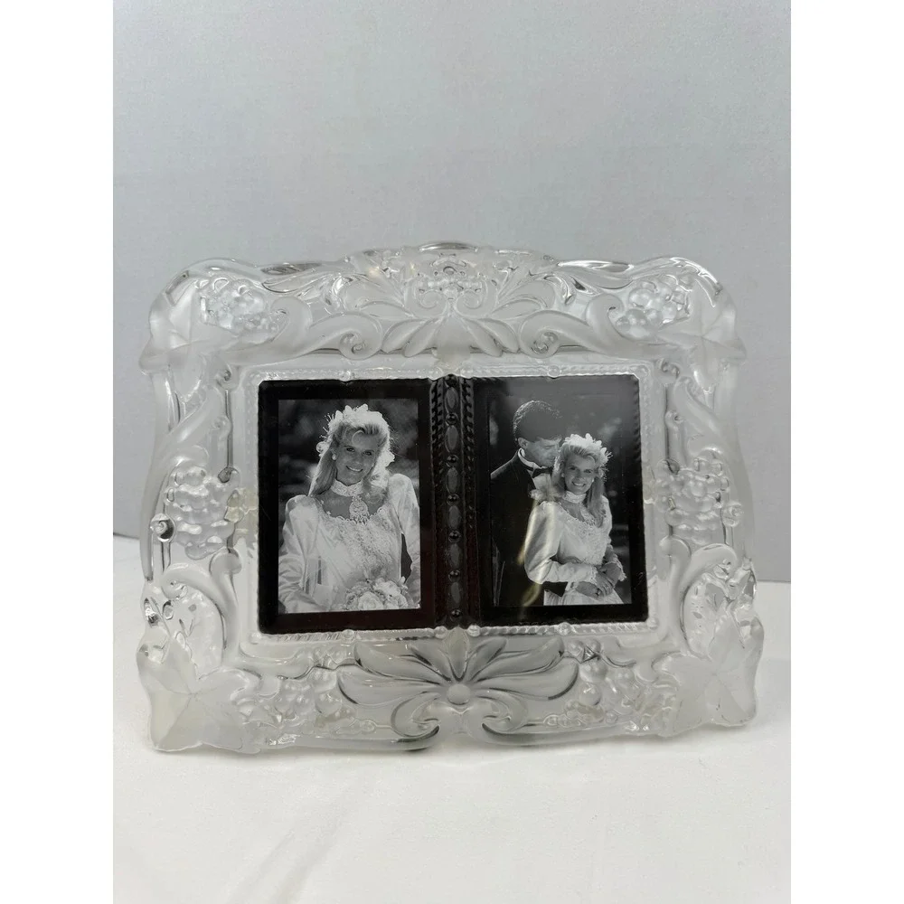 Vintage Frosted Glass Double Picture Frame Floral Relief Wedding Decor 11.5x9